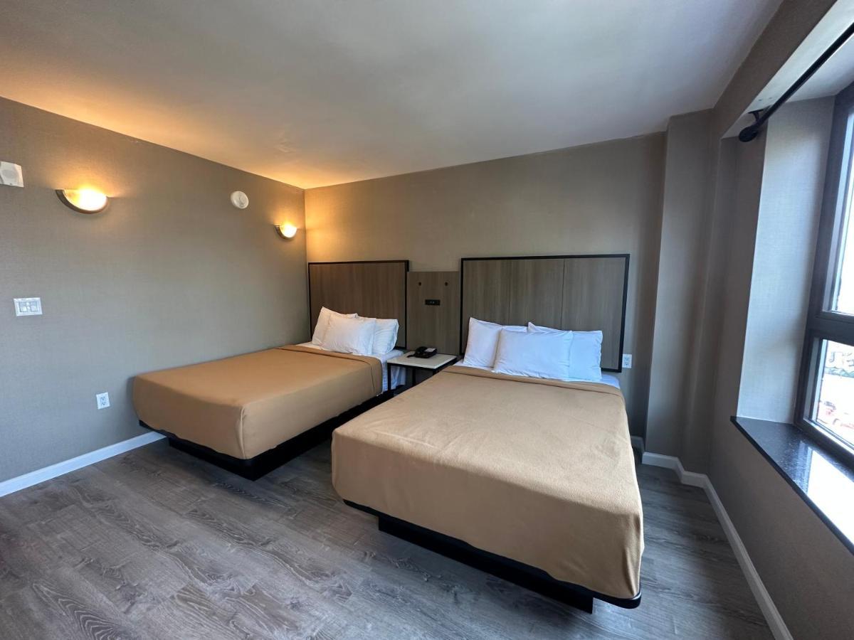 Regal Inn & Suites New York Laguardia Hotel Zewnętrze zdjęcie