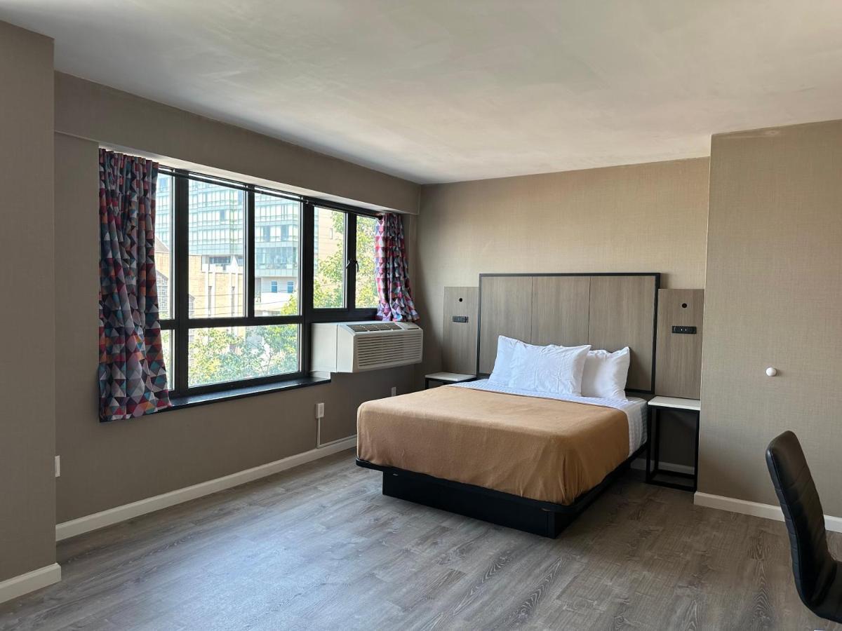 Regal Inn & Suites New York Laguardia Hotel Zewnętrze zdjęcie