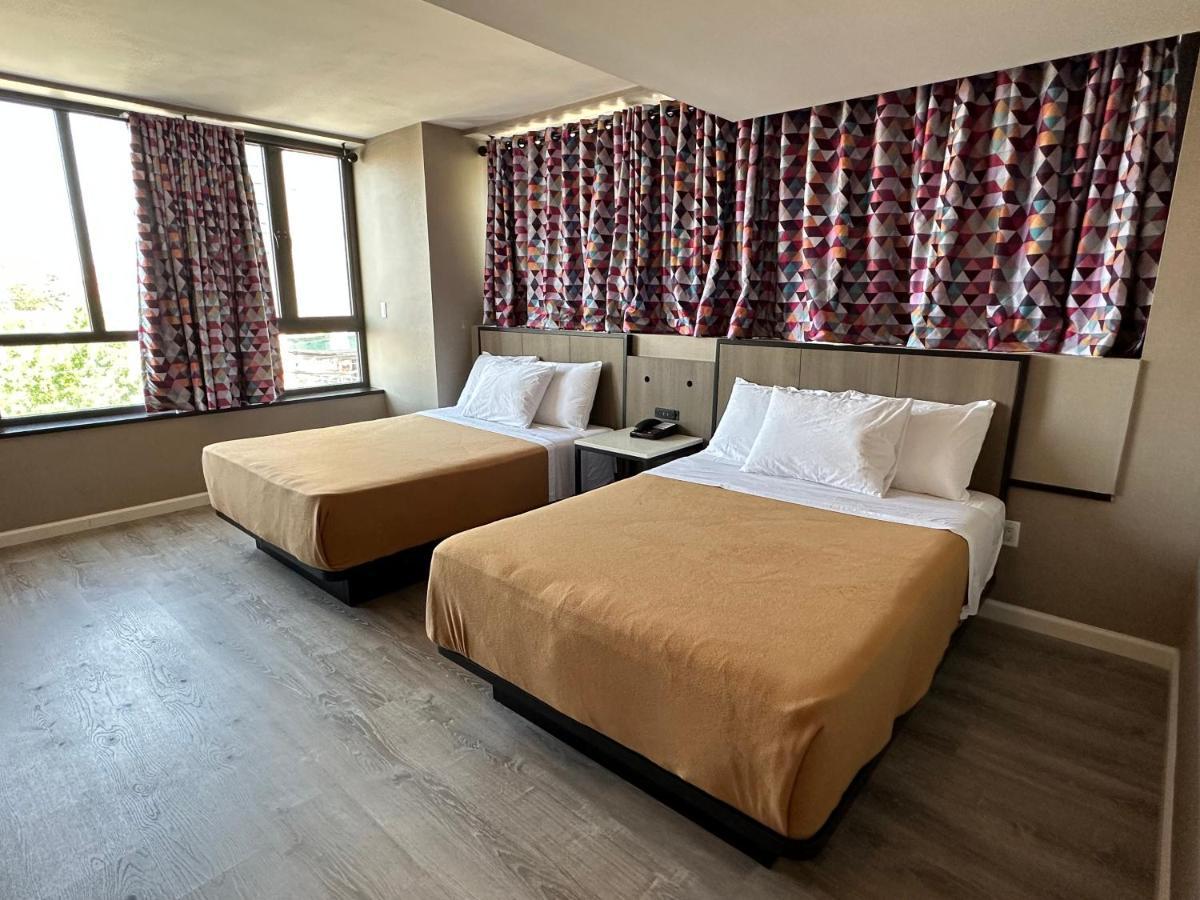 Regal Inn & Suites New York Laguardia Hotel Zewnętrze zdjęcie